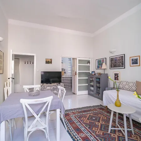 Ranieri Pile Apartment *